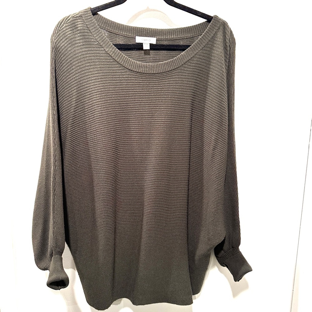 Cupio XL Olive Green Ribbed Crew Neck Sweater - worn once